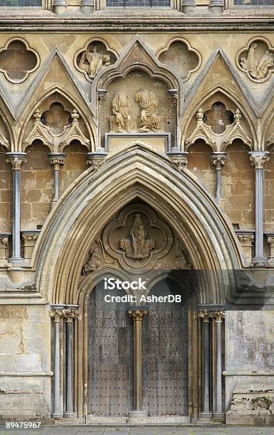 Entrada A Catedral De Wells - Fotografias de stock e mais imagens de Arquitetura - Arquitetura, Arte, Calcário - Rocha Sedimentar