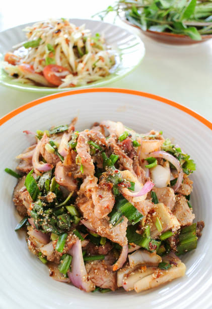 istock Slide grilled pork salad 894769856