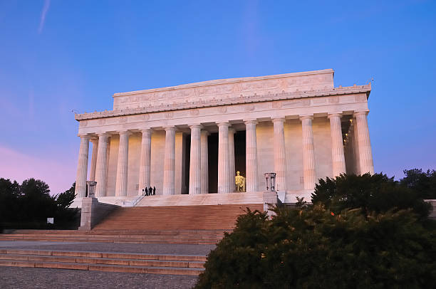 istock The Lincoln Memorial 89479134
