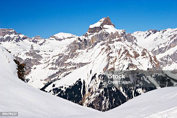 Foto de Winter Scene e mais fotos de stock de Alpes europeus - Alpes europeus, Alpes suíços, Alto - Descrição Geral