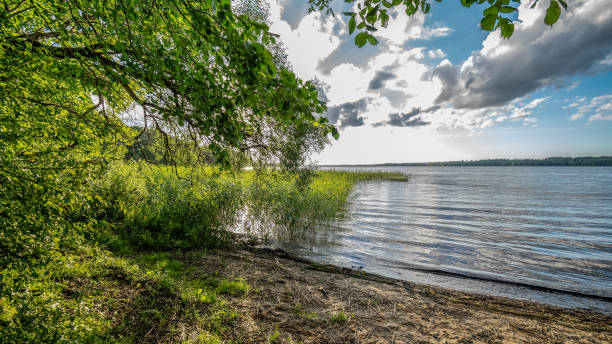 istock beautiful countryside landscape 894799814