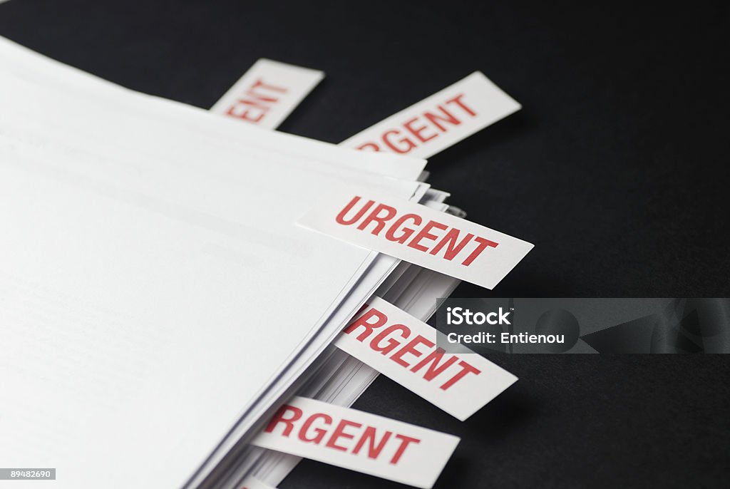 "urgence Documents" - Photo de En papier libre de droits