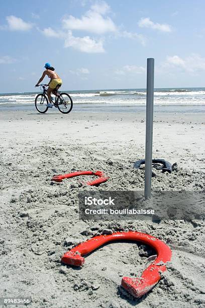 Actividades En La Playa Foto de stock y más banco de imágenes de Herradura - Herradura, Juegos, Juego de la herradura