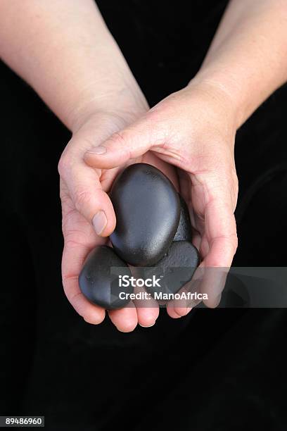 뜨거운 돌 손 8 가꿔주기에 대한 스톡 사진 및 기타 이미지 - 가꿔주기, 검은색, 대체 요법