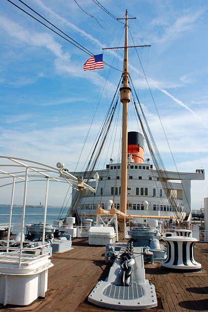 大きな船 - queen mary ストックフォトと画像