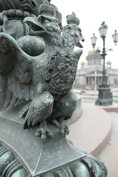 istock The monument to Nicholas I on St Isaac's Square 89490228