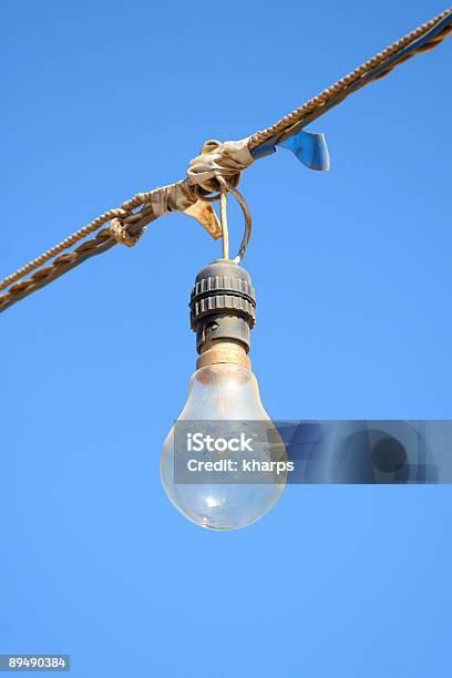 Z Blue - zdjęcia stockowe i więcej obrazów Bez ludzi - Bez ludzi, Elektryczność, Fotografika