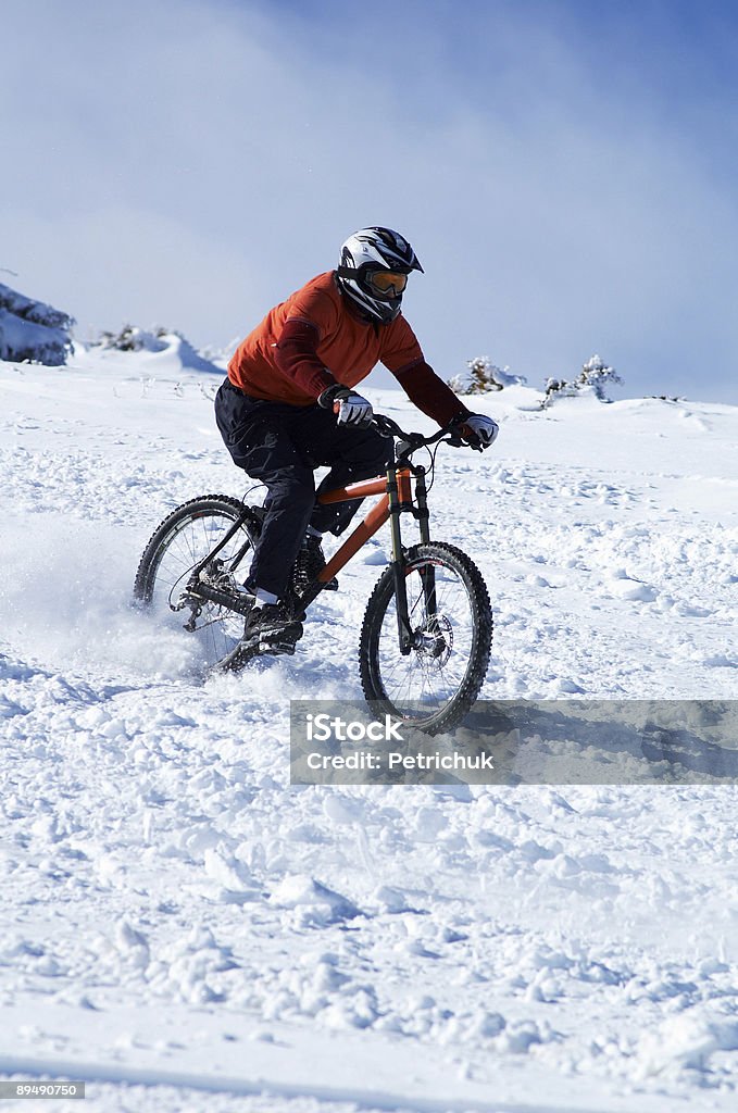Biker da neve - Foto stock royalty-free di Ambientazione esterna