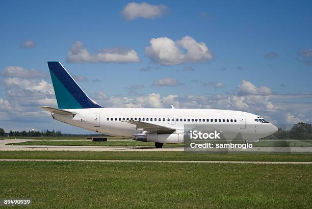 Rullaggio Jetliner - Fotografie stock e altre immagini di Aeroplano - Aeroplano, Generico, Aereo di linea