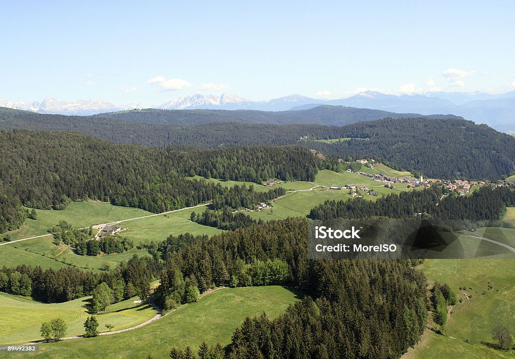 Paisagem alpina - Royalty-free Aldeia Foto de stock