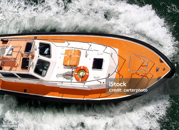 Pilot Łódka Na Karaibach - zdjęcia stockowe i więcej obrazów Chlapać - Chlapać, Fotografika, Górna część