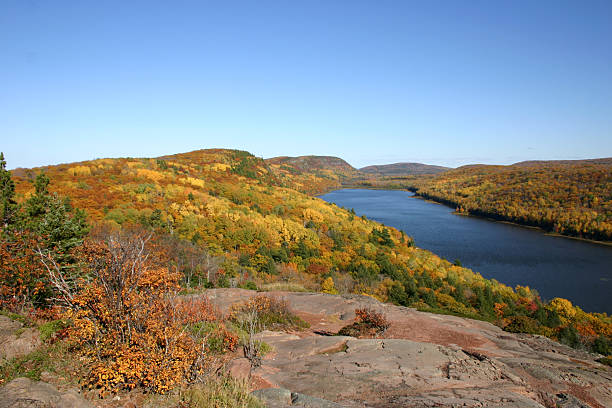 istock Lake of the Clouds 89495853