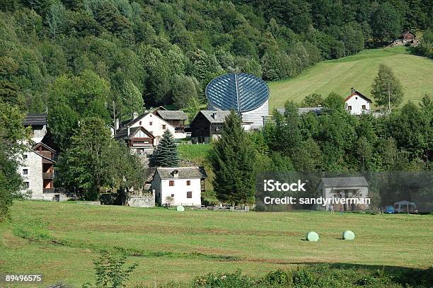 Moderna Iglesia En Mogno Foto de stock y más banco de imágenes de Aire libre - Aire libre, Aldea, Alpes Europeos