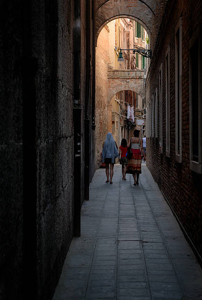 istock Alleyway in Venice, Italy 89497408