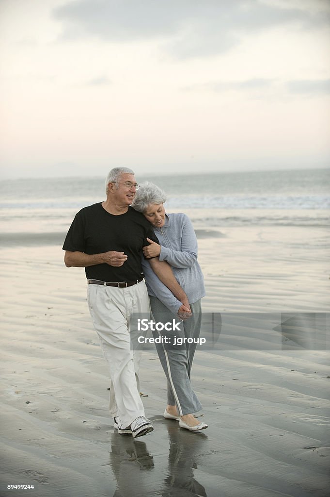 Senioren am Strand - Lizenzfrei Seniorenpaar Stock-Foto