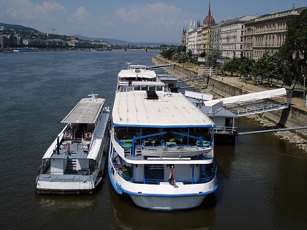 istock cruise boats, Budapest city 89500987