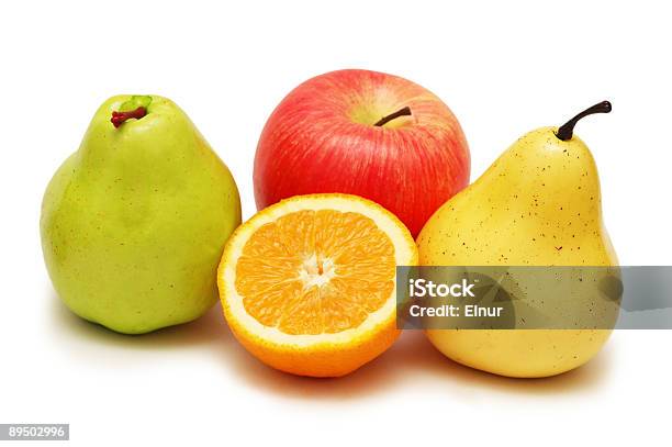 Foto de Diferentes Frutas Isolado No Fundo Branco e mais fotos de stock de Fundo Branco - Fundo Branco, Laranja - Frutas cítricas, Maçã