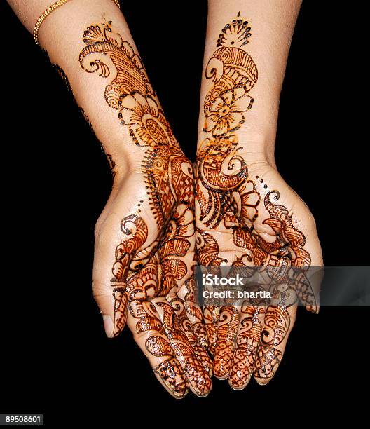 Tatuaje De Henna Foto de stock y más banco de imágenes de Arte - Arte, Belleza, Brazo humano