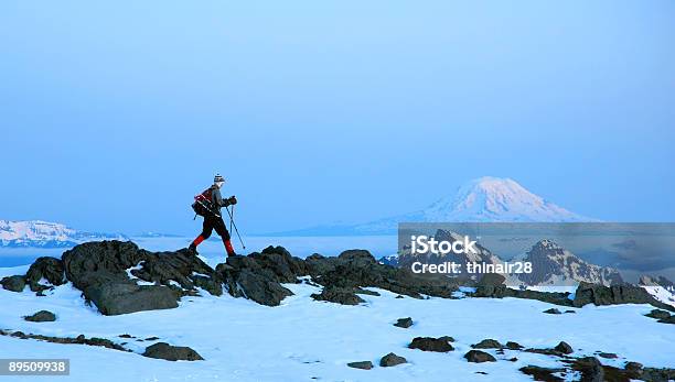 Горнолыжный Adventure — стоковые фотографии и другие картинки Гора Рейнир - Гора Рейнир, Пешеходный туризм, Силуэт