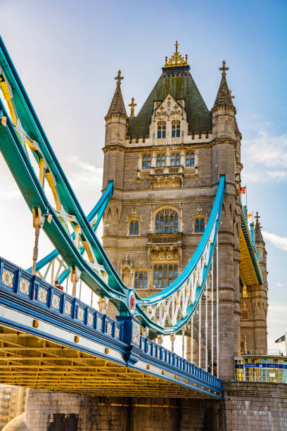 istock Dawn of the Tower Bridge 895120064