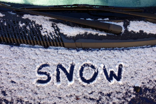 istock The word snow on a front of the car 895135378