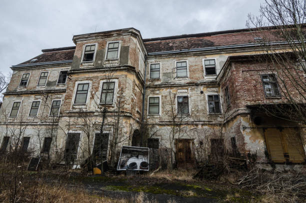 istock old abandoned factory terrain 895155204