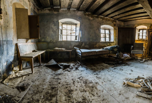 istock living room in abandoned farmhouse panorama 895155652