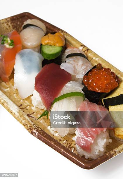 Sushi - Fotografias de stock e mais imagens de Alimentação Saudável - Alimentação Saudável, Almoço, Arroz - Alimento Básico