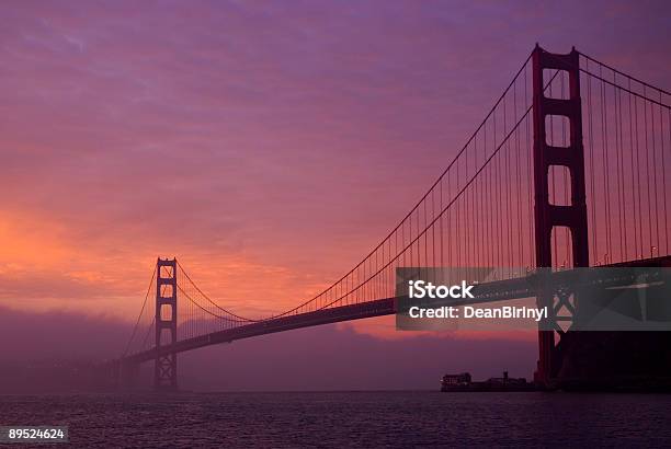 Golden Gate Bridge Dawn 안개에 대한 스톡 사진 및 기타 이미지 - 안개, 건설 산업, 0명