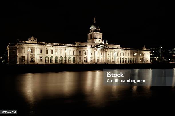 Foto de Custom House À Noite e mais fotos de stock de Domínio - Domínio, Cais, Capitais internacionais