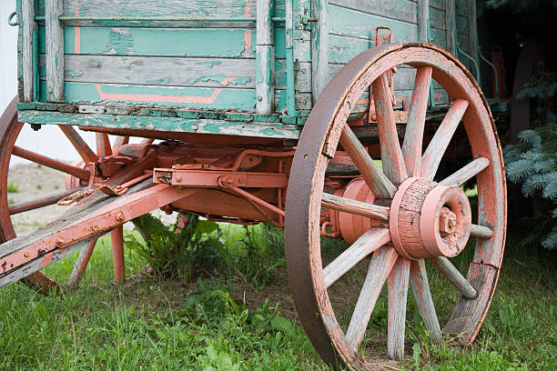 Wagon Wheel  chuck wagon stock pictures, royalty-free photos & images