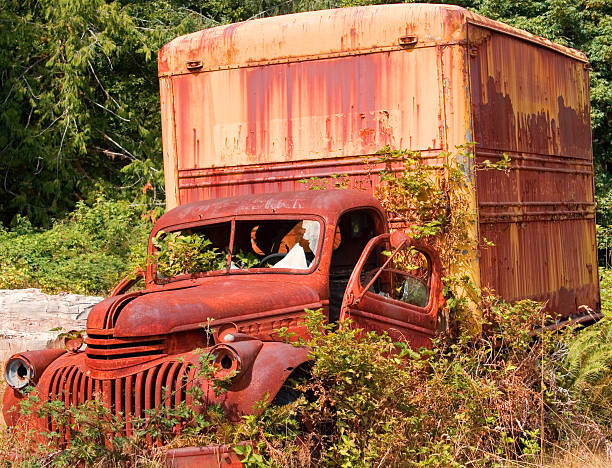 istock Rusted Vintage Truck 89526108