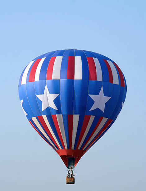 istock Patriotic Hot Air Balloon 89526909