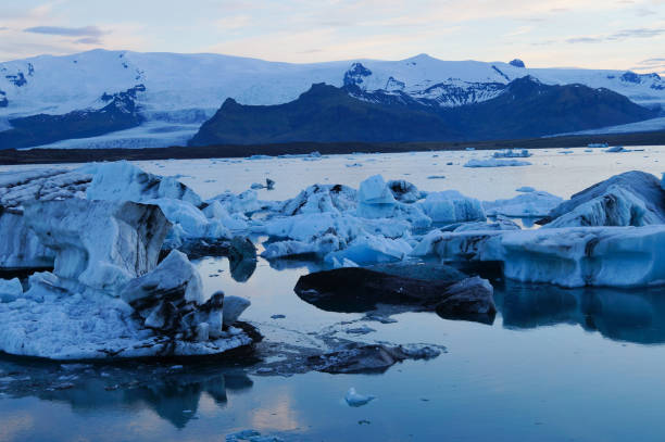 istock Landscape scenery with ice in Jokulsarlon,Iceland 895307776