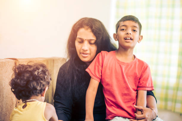 istock Indian family 895364850