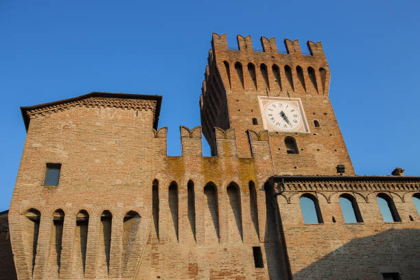 istock Impressive ancient fortress with clock tower in Spilamberto, Italy 895379922