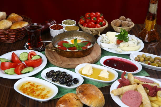 colazione deliziosa - non alcoholic beverage comfort food snack dining table foto e immagini stock