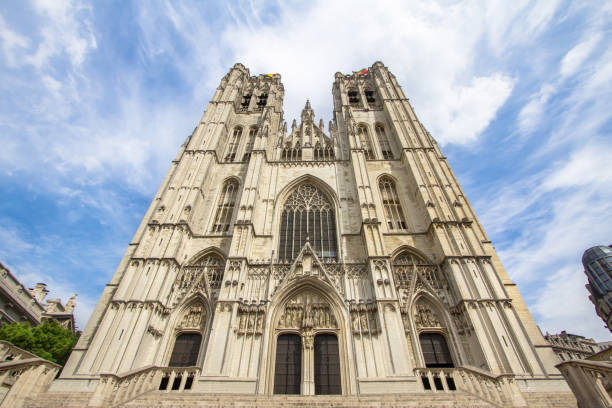 istock Cathedral St. Michael and St. Gudula in Brussel, Belgium 895507404