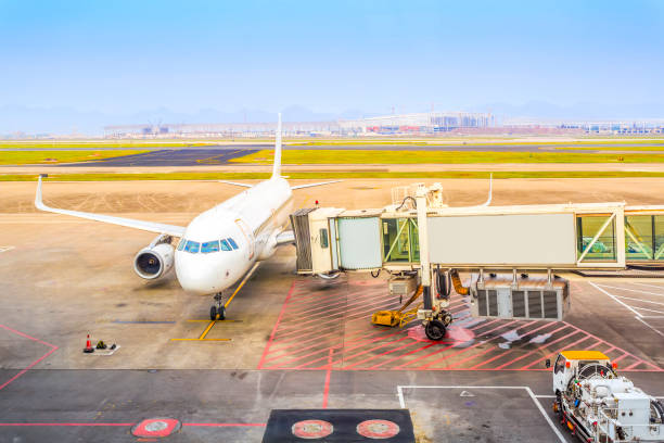 istock Shanghai airport apron plane 895535206