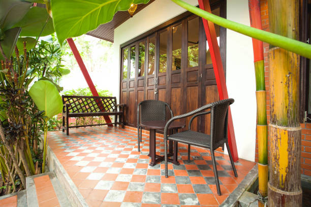 istock house in the garden 895610092
