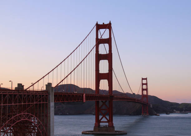 istock Golden Gagte Bridge at sunset 895625778