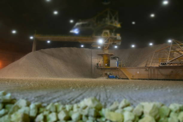 istock Cement manufacturing plant 895663956
