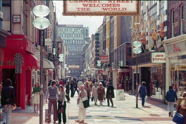 London, England, UK, 1978. The well-known shopping street with its pedestrian zone and various shops in the heart of London. For fashionable locals and tourists always worth a stroll.