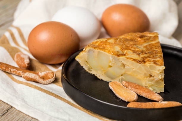 istock Delicious potato omelet 895703058