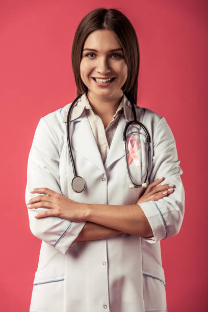 istock Woman against breast cancer 895719178