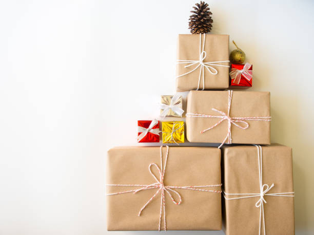 istock Brown color christmas gift box. 895729252