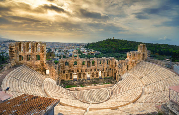 극장의 박물관 애 티커 스 아크로폴리스, 아테네, 그리스의 유적에서. - herodes atticus 뉴스 사진 이미지