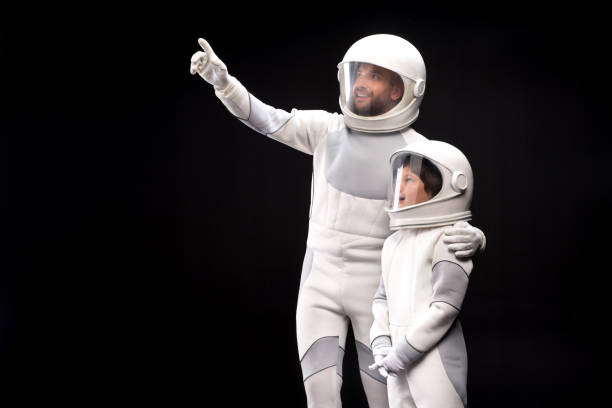 istock Pleasant spacemen are expressing astonishment 895813702