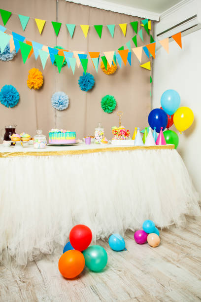 istock Happy Birthday decoration 896013802
