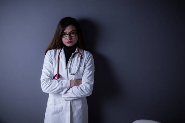 nerdy doctor - ugliness women humor lipstick imagens e fotografias de stock